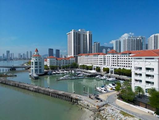 Straits Quay Marina interior view