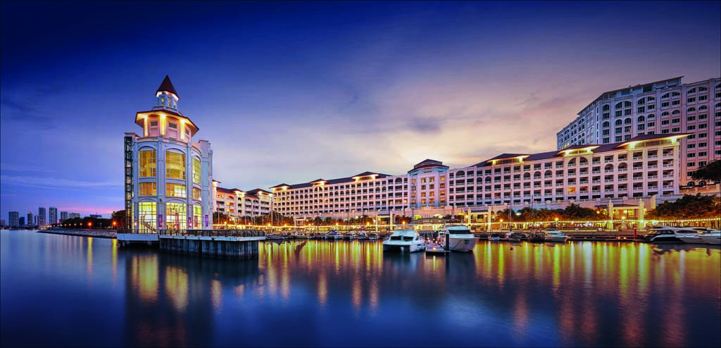 Straits Quay Marina photo 4